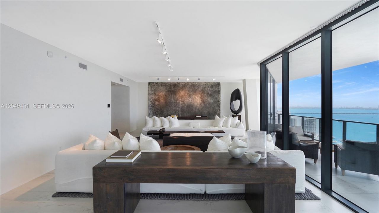 1000 Biscayne Blvd , Unit 4401, Miami, FL 33132 Photo