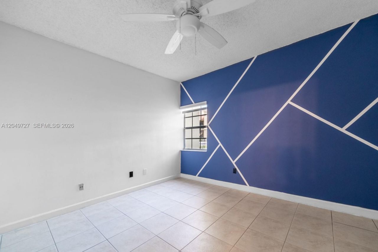 18308 NW 68th Ave , Unit B, Hialeah, FL 33015 Photo