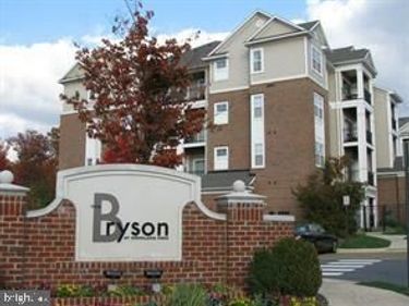 12937 CENTRE PARK, Unit 205, HERNDON, VA 20171