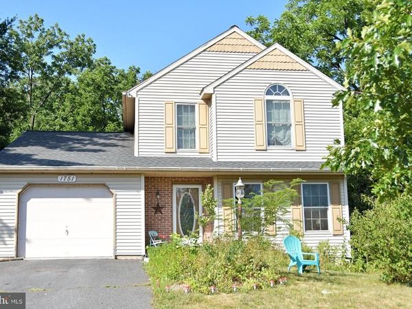1751 OAK COURT, ORWIGSBURG, PA 17961