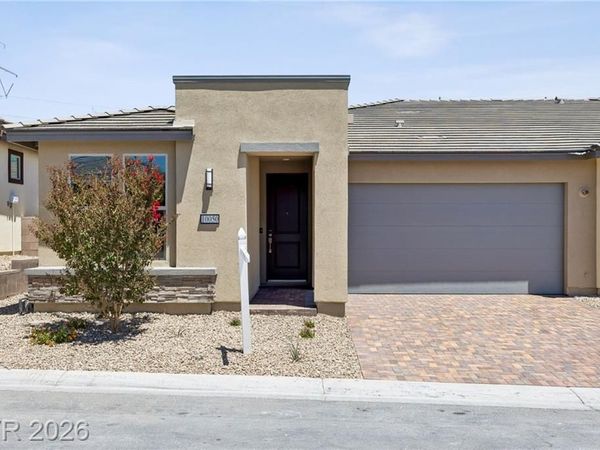 10050 Amber Rose Avenue, Las Vegas, NV 89143
