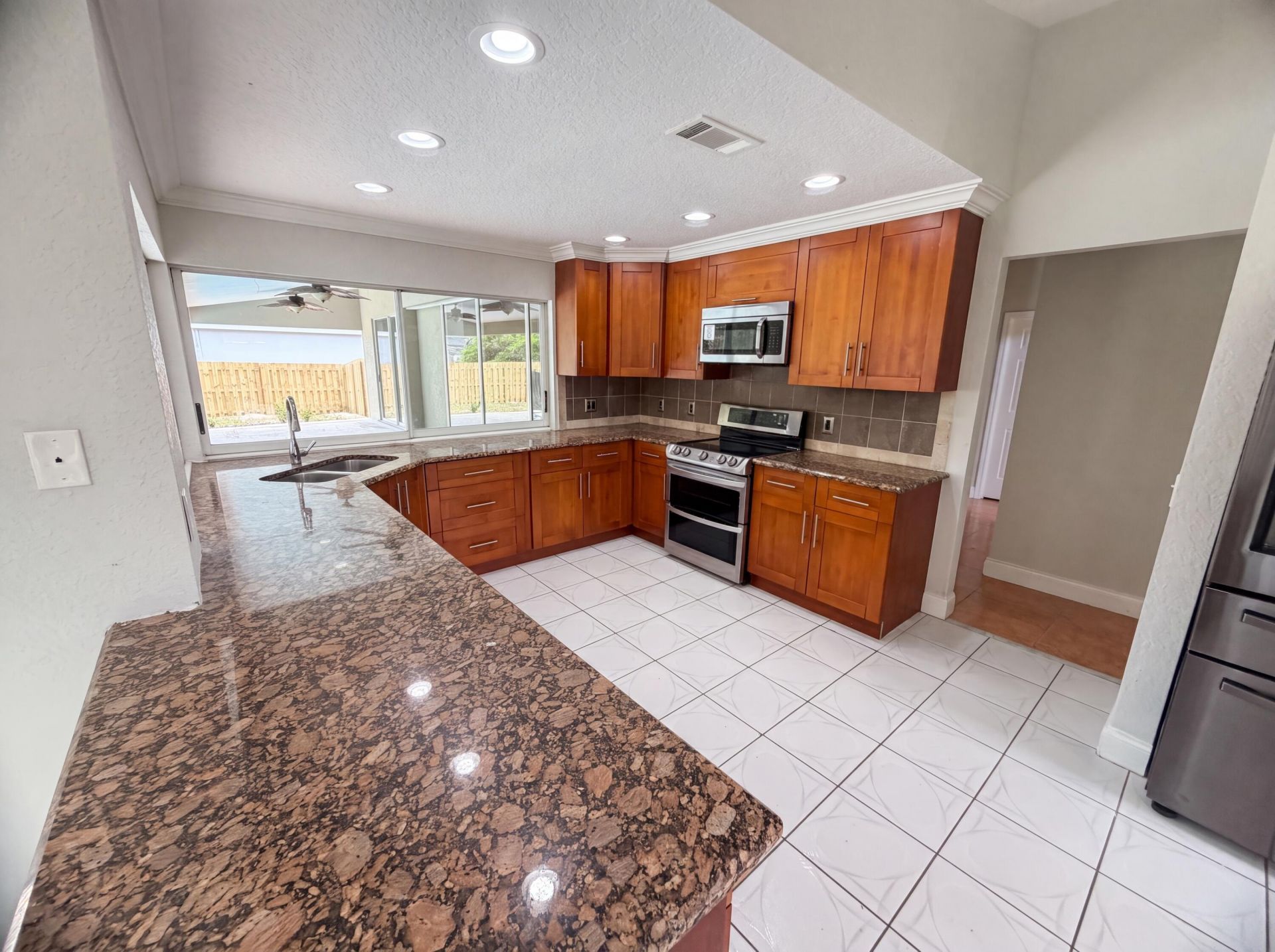 711 SE Celtic Avenue, Port Saint Lucie, FL 34983 Photo