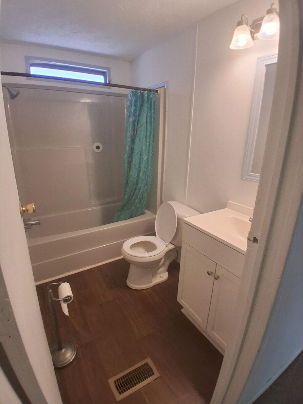 139 Speedway Court Photo 4