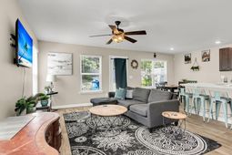 284 Spencer Circle photo 4