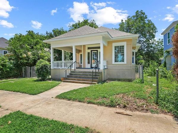 614 W Owings Street, Denison, TX 75020