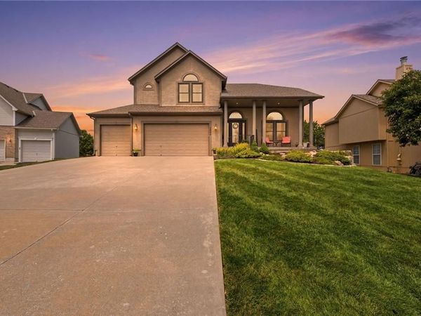 1506 Drury Circle, Raymore, MO 64083