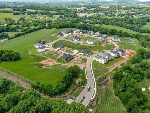 5208 Fairhaven Cir , Thompsons Station, TN 37179