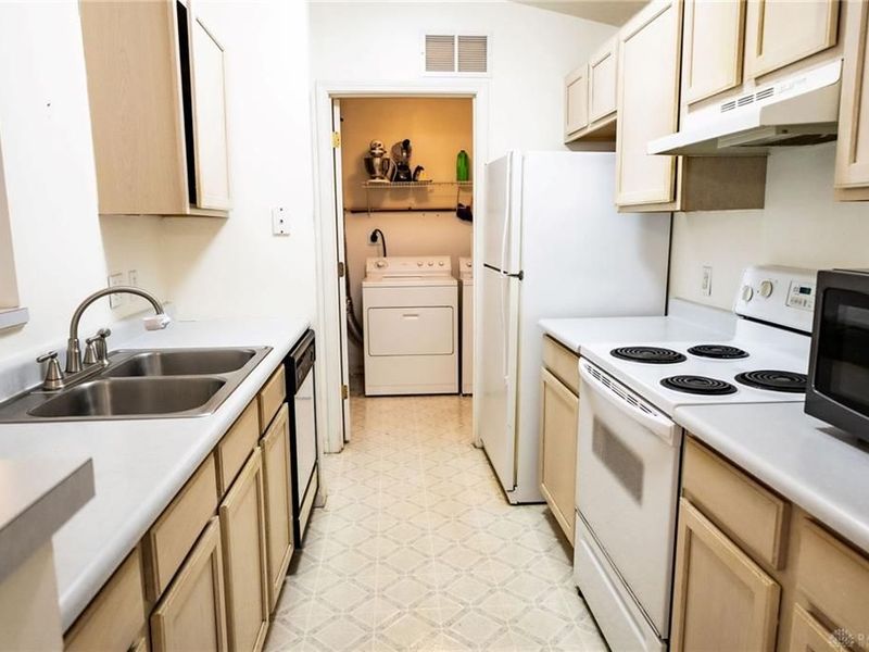 1655 Piper Lane, Unit 206, Washington Township, OH 45440 Photo 7
