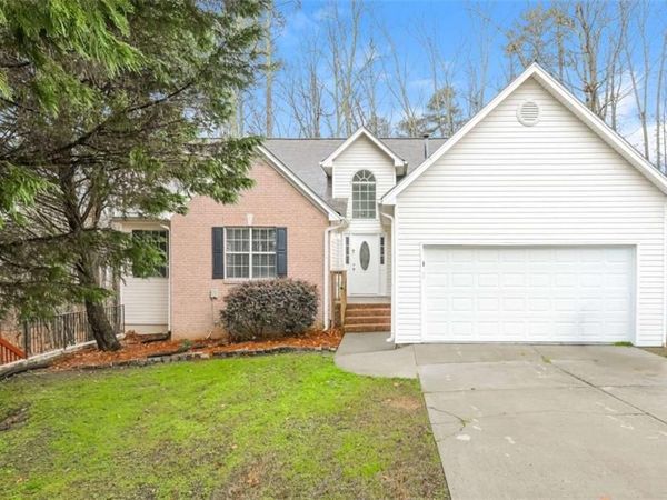 1418 Wilkes Ive Drive , Dacula, GA 30019