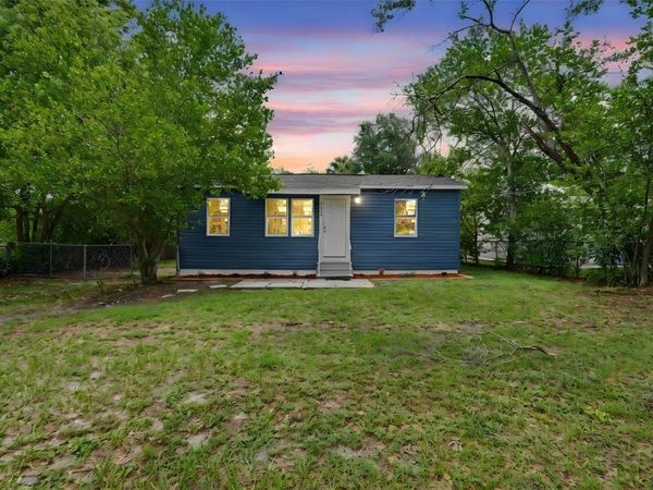 7315 N DARTMOUTH AVENUE , TAMPA, FL 33604