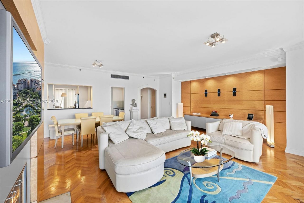 2432 Fisher Island Dr , Unit 5302, Miami Beach, FL 33109 Photo