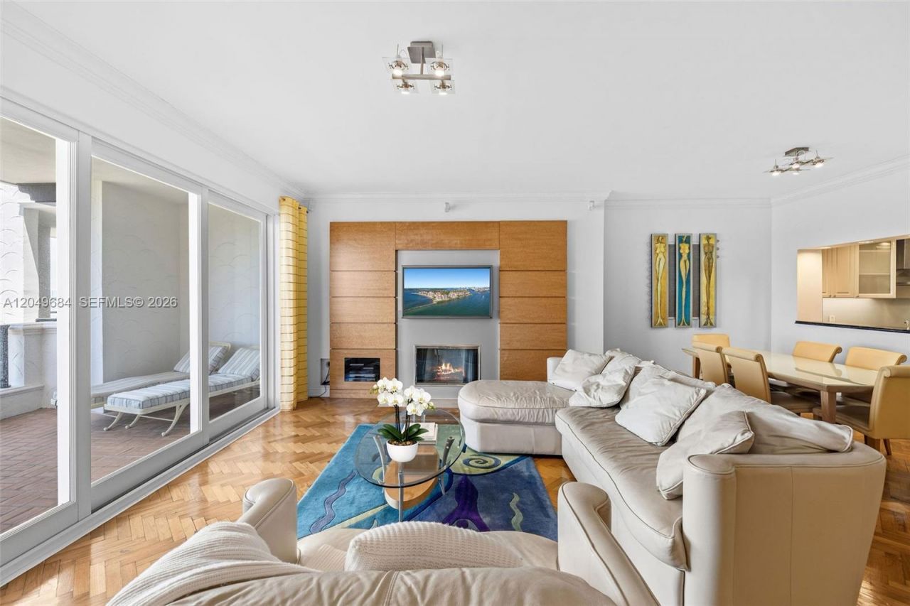 2432 Fisher Island Dr , Unit 5302, Miami Beach, FL 33109 Photo