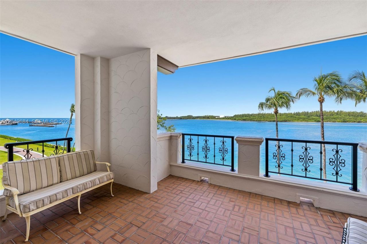 2432 Fisher Island Dr , Unit 5302, Miami Beach, FL 33109 Photo