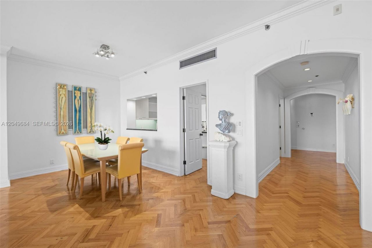 2432 Fisher Island Dr , Unit 5302, Miami Beach, FL 33109 Photo