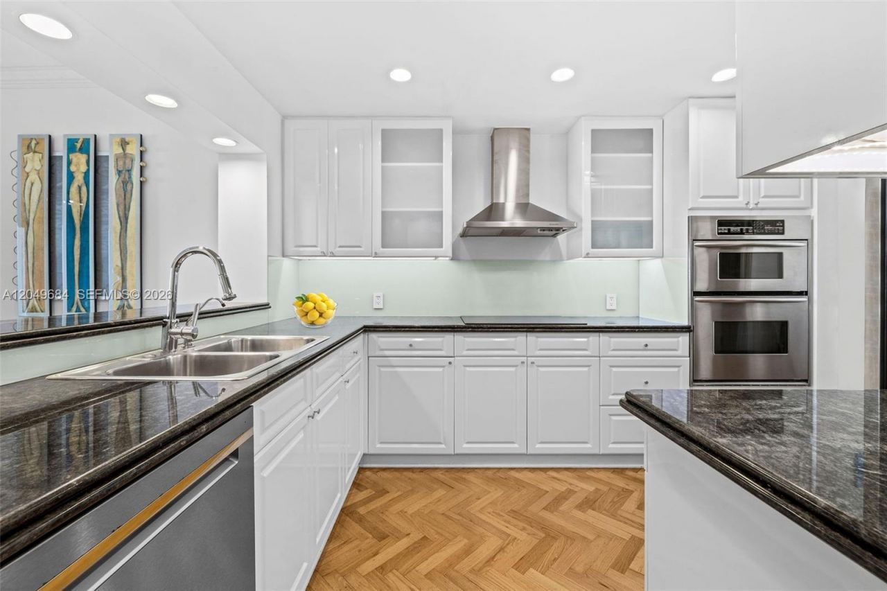 2432 Fisher Island Dr , Unit 5302, Miami Beach, FL 33109 Photo