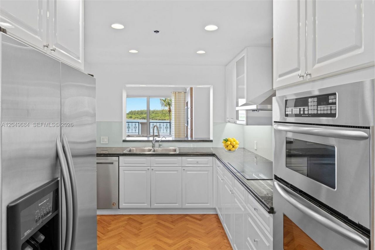 2432 Fisher Island Dr , Unit 5302, Miami Beach, FL 33109 Photo