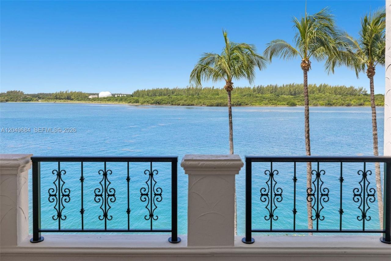 2432 Fisher Island Dr , Unit 5302, Miami Beach, FL 33109 Photo