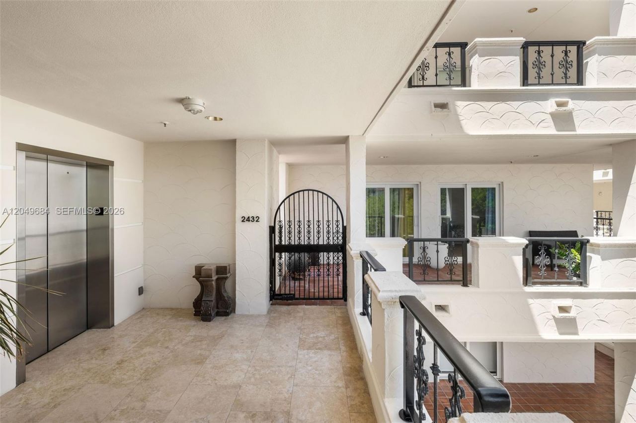 2432 Fisher Island Dr , Unit 5302, Miami Beach, FL 33109 Photo
