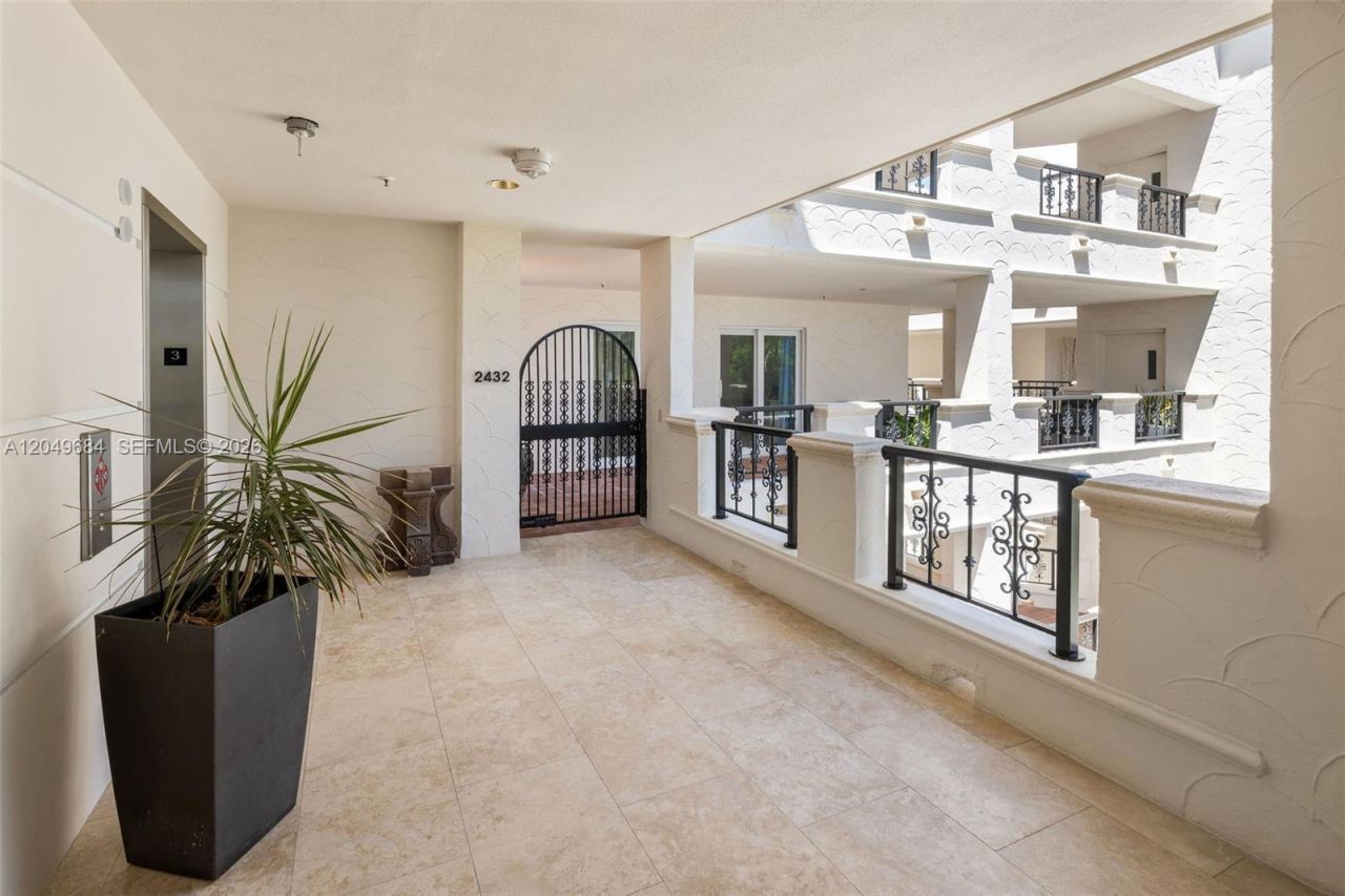 2432 Fisher Island Dr , Unit 5302, Miami Beach, FL 33109 Photo