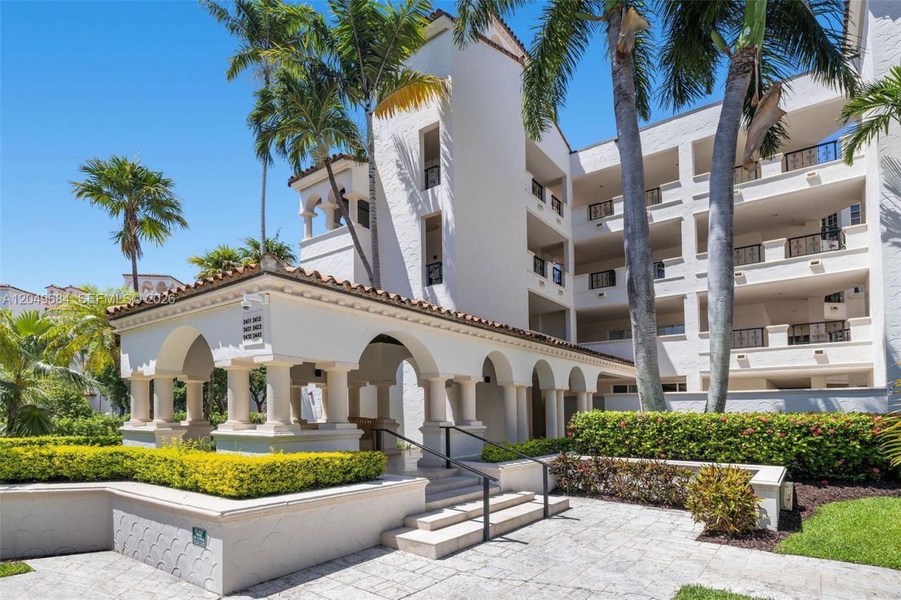 2432 Fisher Island Dr , Unit 5302, Miami Beach, FL 33109 Photo