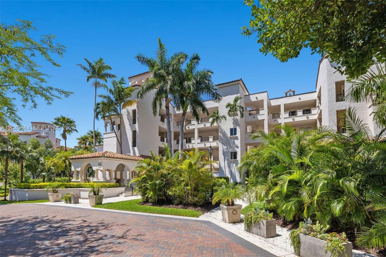 2432 Fisher Island Dr , Unit 5302, Miami Beach, FL 33109 Photo