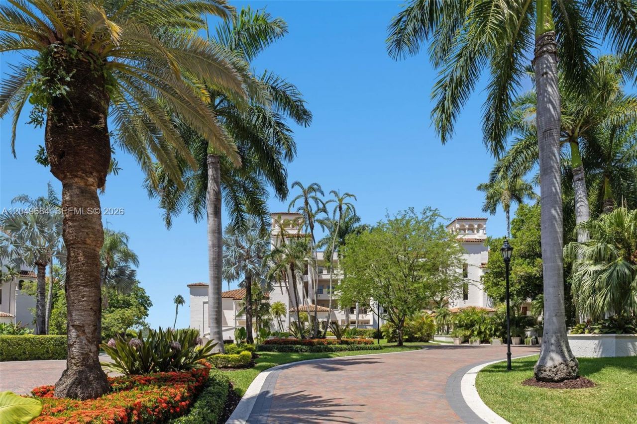 2432 Fisher Island Dr , Unit 5302, Miami Beach, FL 33109 Photo