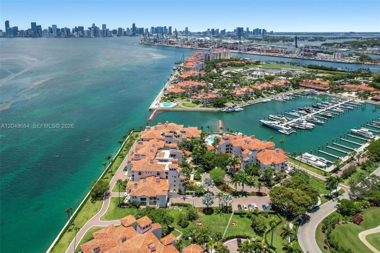 2432 Fisher Island Dr , Unit 5302, Miami Beach, FL 33109 Photo