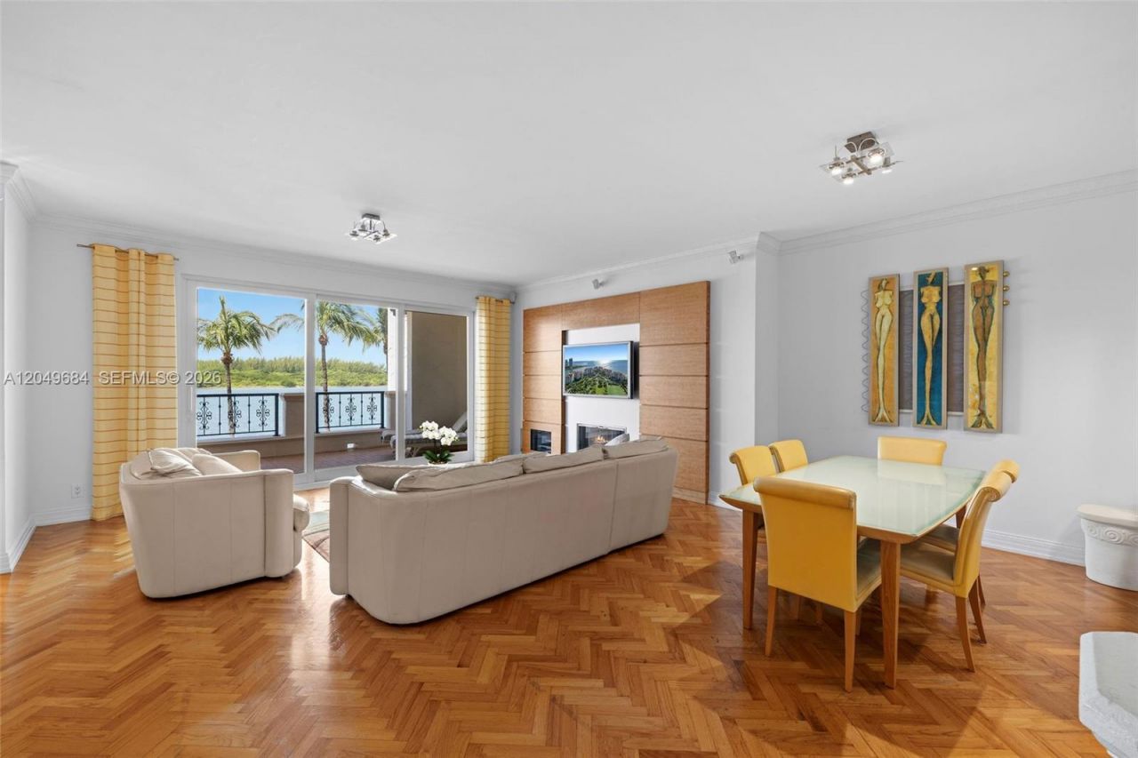 2432 Fisher Island Dr , Unit 5302, Miami Beach, FL 33109 Photo
