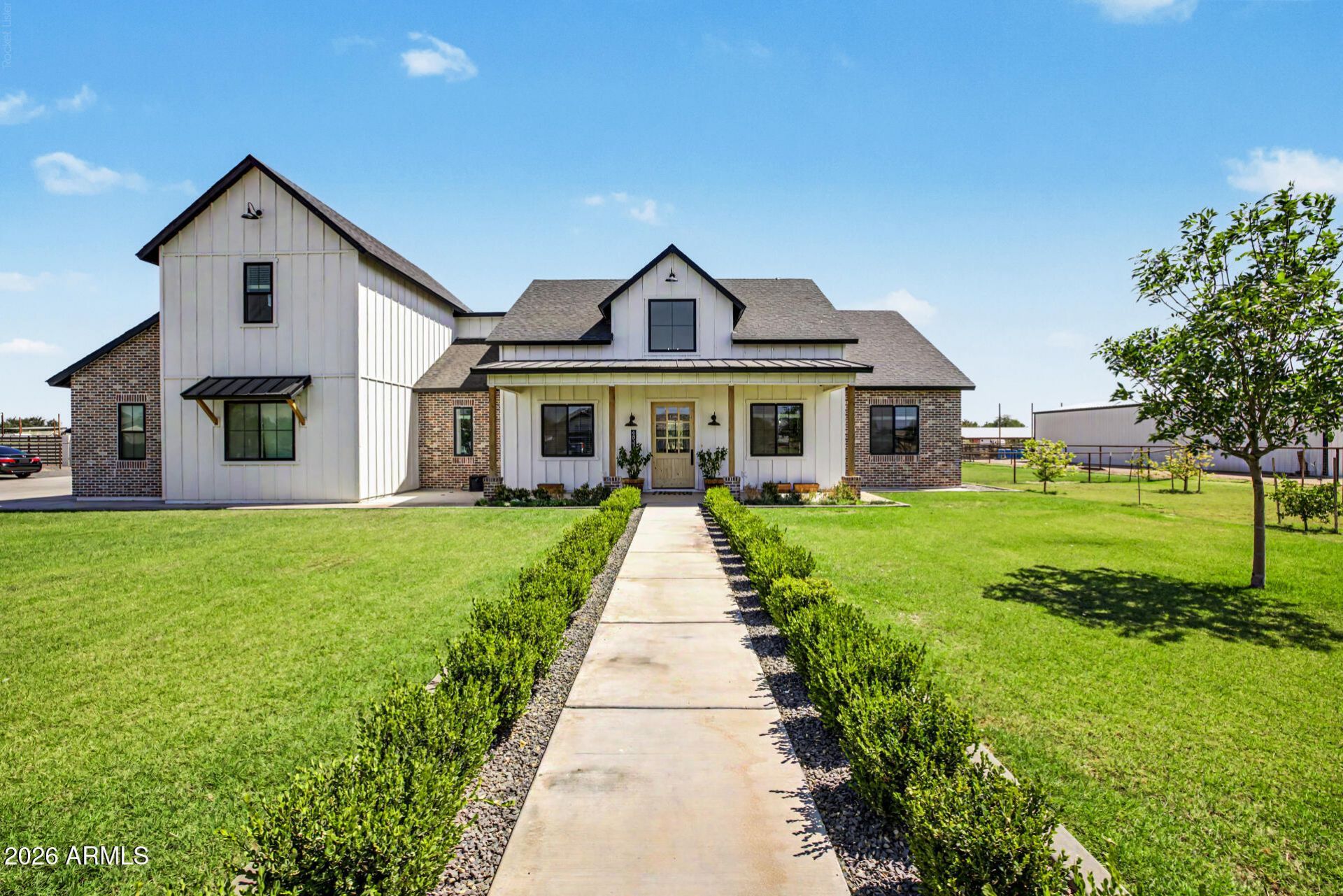 4833 E CLAIRE Street, San Tan Valley, AZ 85140