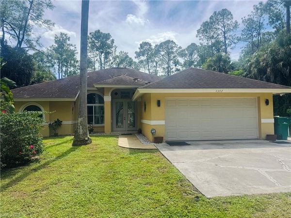4392 11th AVE SW, NAPLES, FL 34116