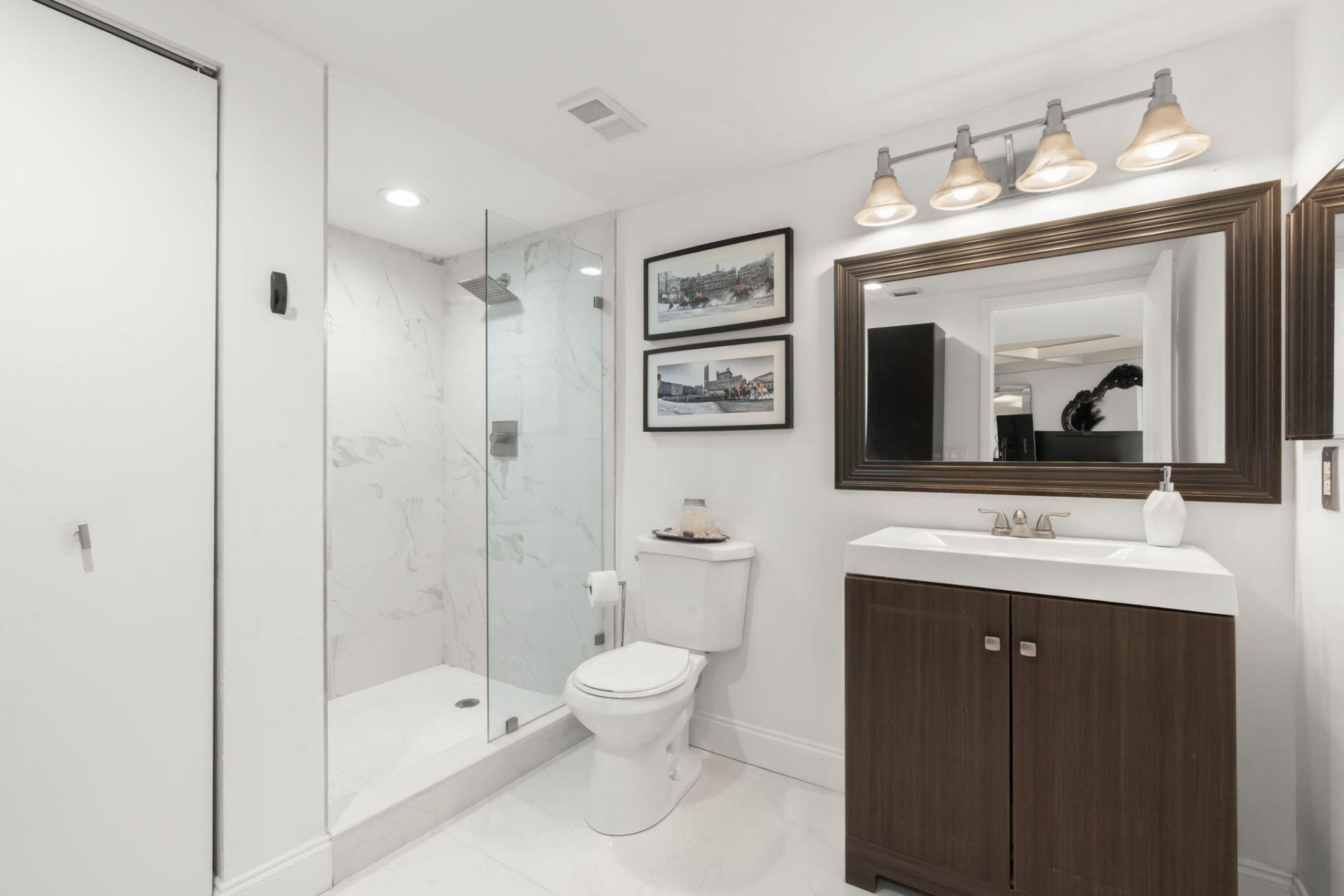 1000 E Island Boulevard, Unit 305, Aventura, FL 33160 Photo