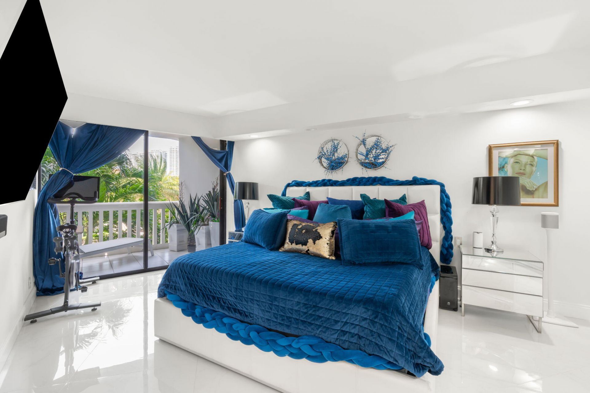 1000 E Island Boulevard, Unit 305, Aventura, FL 33160 Photo