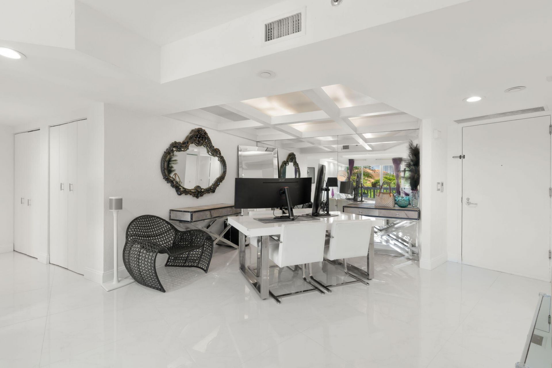 1000 E Island Boulevard, Unit 305, Aventura, FL 33160 Photo
