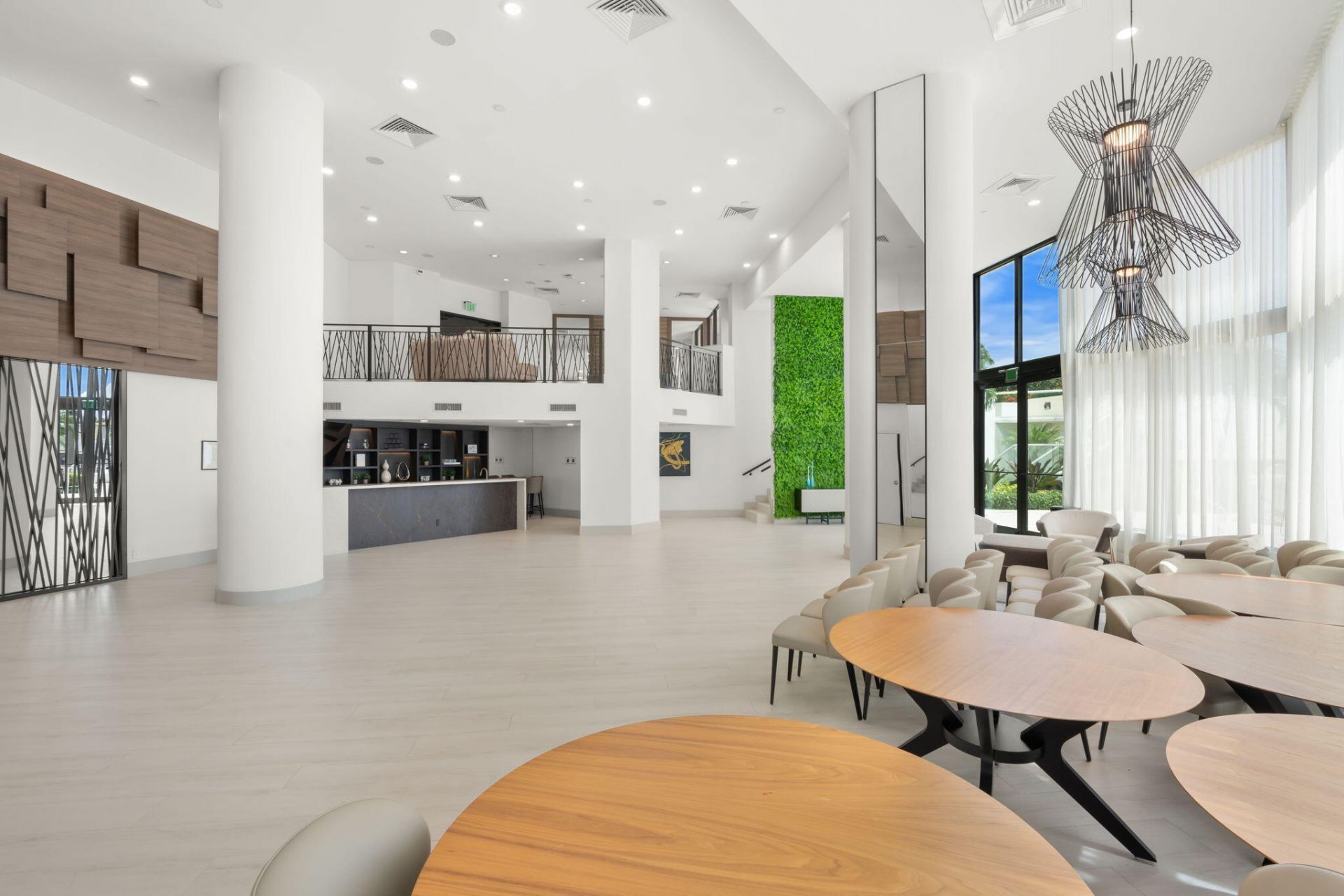 1000 E Island Boulevard, Unit 305, Aventura, FL 33160 Photo