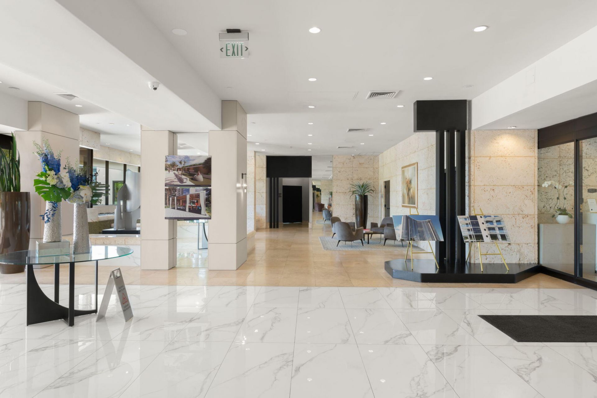 1000 E Island Boulevard, Unit 305, Aventura, FL 33160 Photo