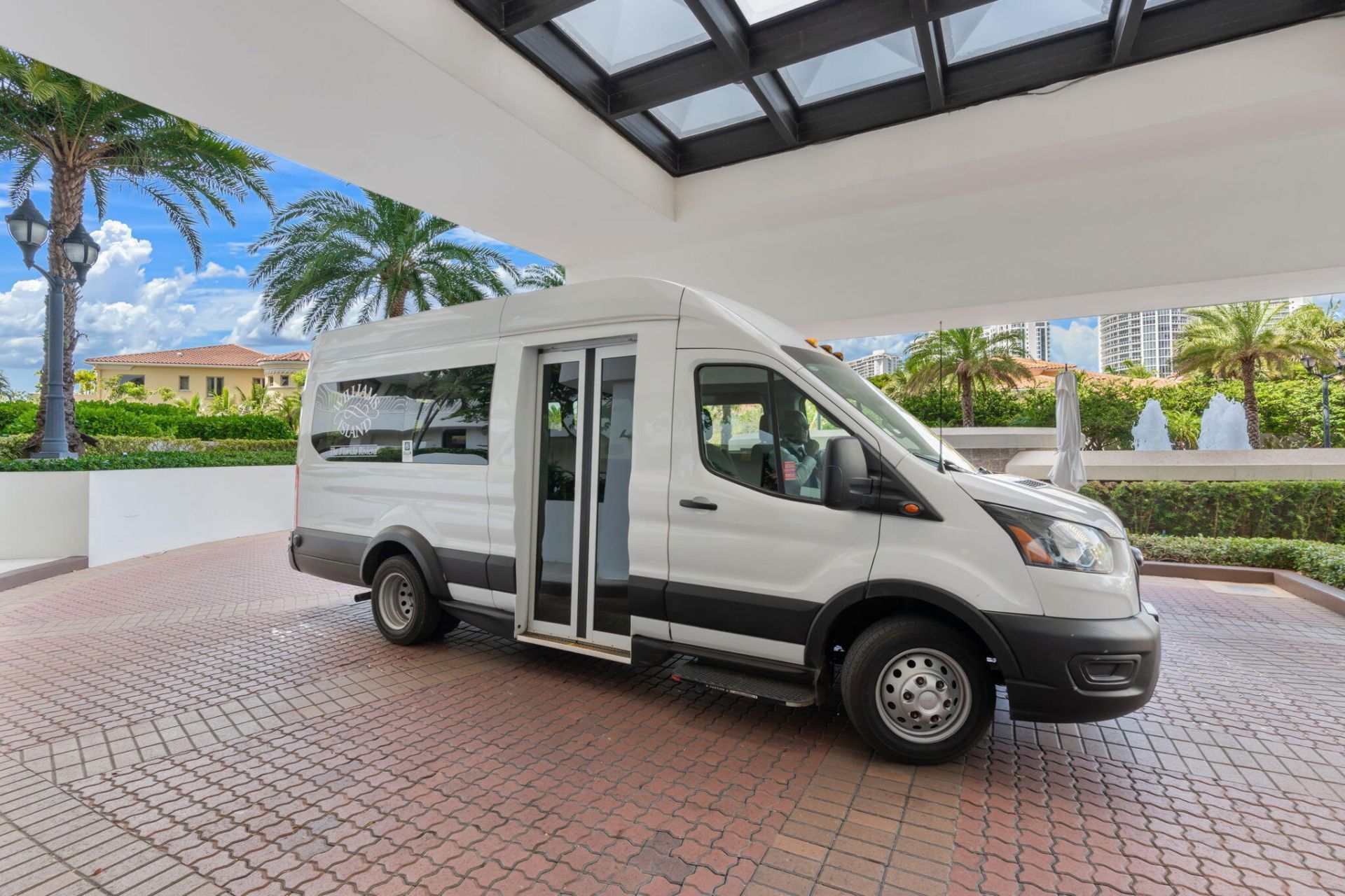 1000 E Island Boulevard, Unit 305, Aventura, FL 33160 Photo