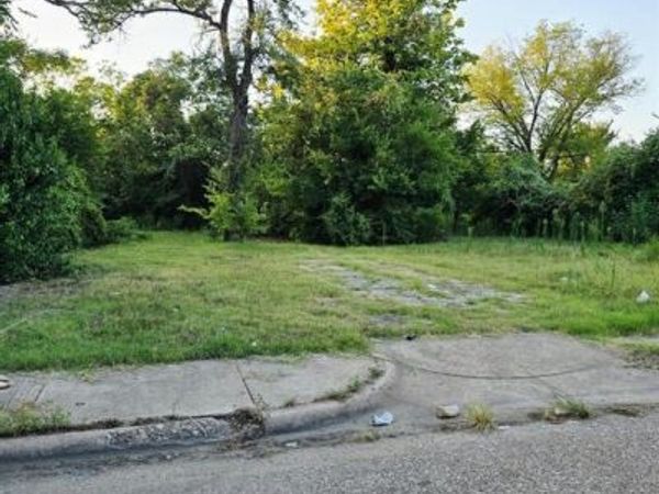 2511 Saint Clair Drive, Dallas, TX 75215