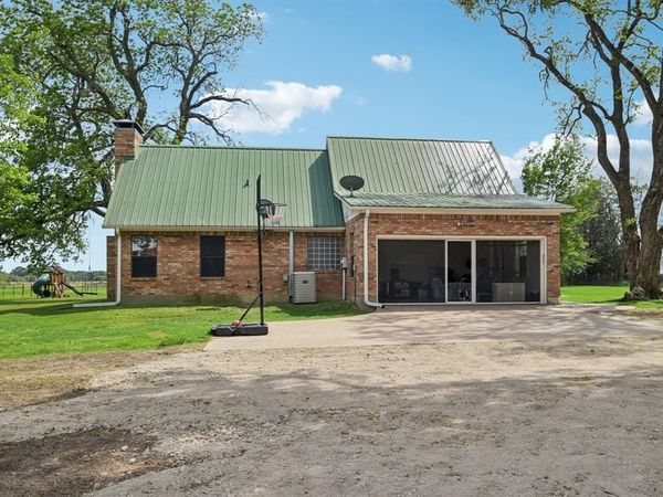 1143 RS County Road 2300, Emory, TX 75440