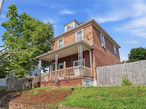 2715 Cleveland St, Mckeesport, PA 15132
