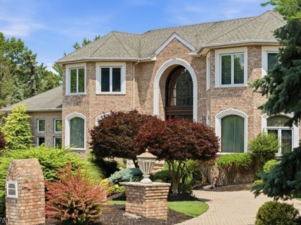 1 WIMBLEDON COURT, Cedar Grove, NJ 07009