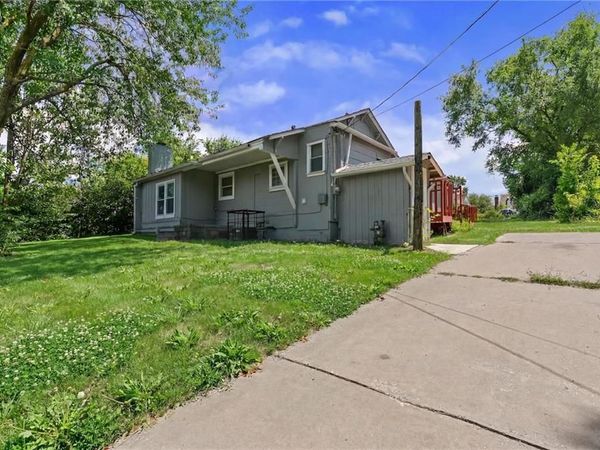 432 Blue Ridge Boulevard, Kansas City, MO 64125
