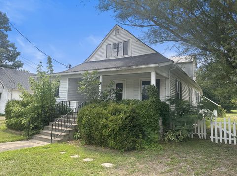 Main Photo