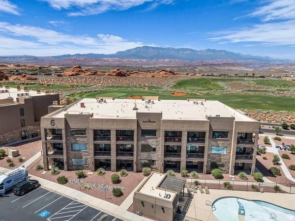 5160 W VILLAS DR N, Unit 6-305, Hurricane, UT 84737