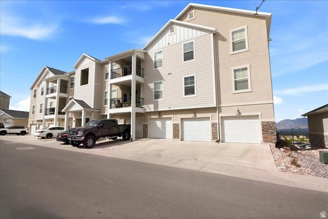 14643 S Mckellen Dr, Unit 101, Herriman, UT 84096 Main Photo
