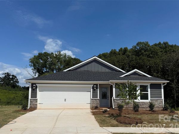 533 Creston Place Drive, Monroe, NC 28110