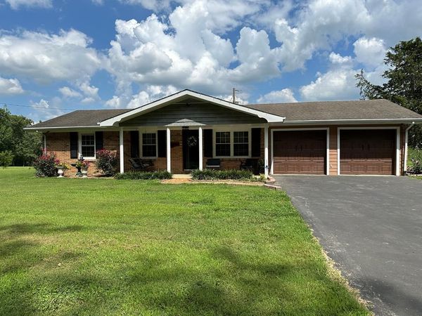 415 Moore Rd, Cookeville, TN