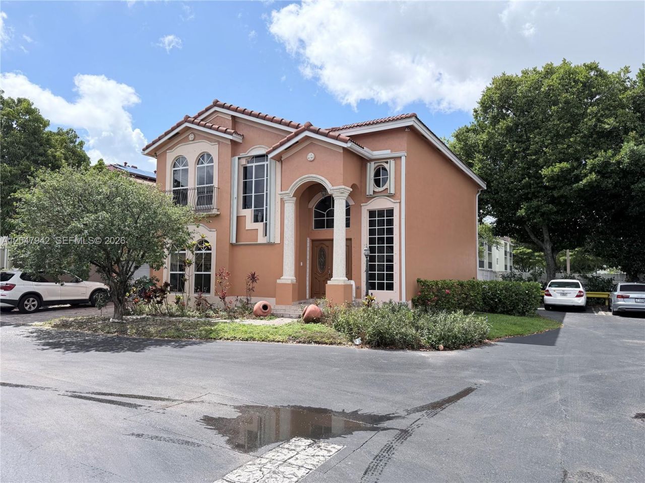 10824 NW 51st Ln , Doral, FL 33178 Photo