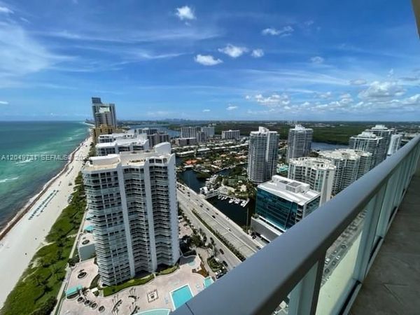 16699 Collins Ave , Unit 3910, Sunny Isles Beach, FL 33160