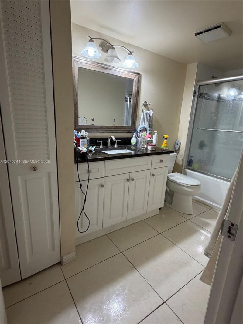 4804 Waterview Cir, Palm Springs, FL 33461 Photo