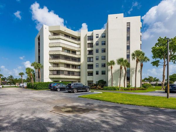 6463 La Costa Drive, Unit 603, Boca Raton, FL 33433